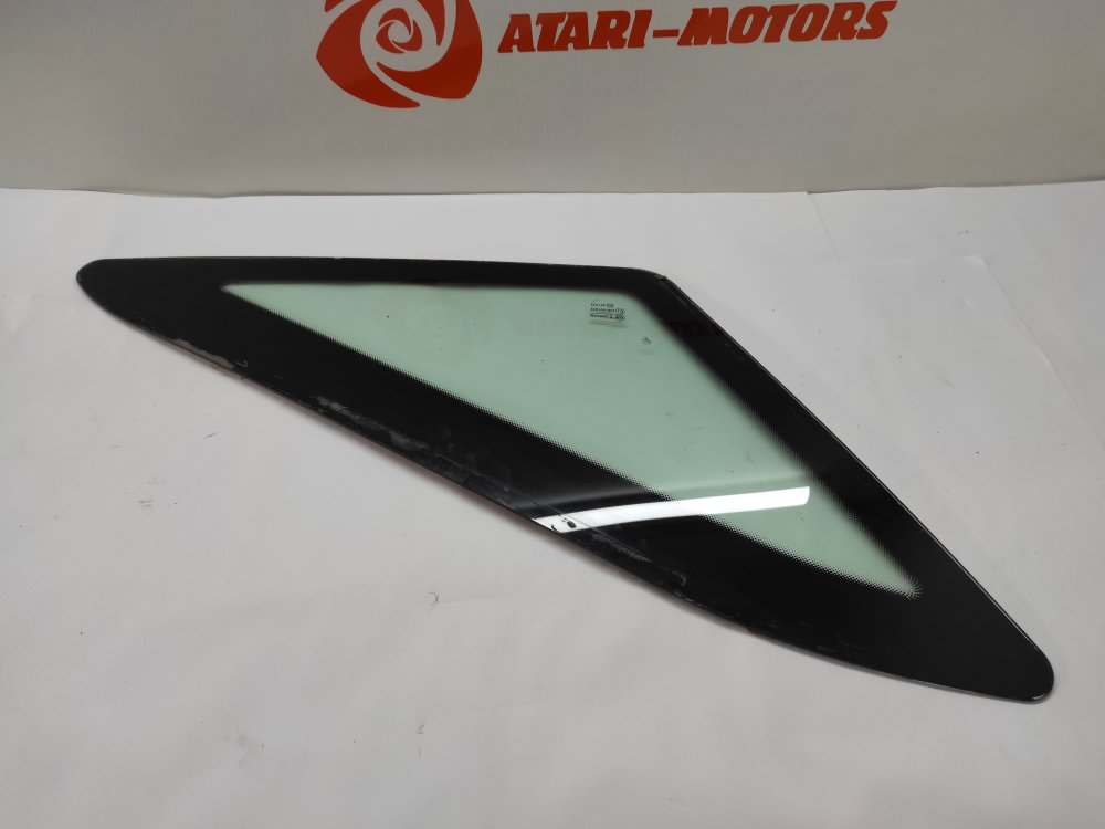 Форточка кузова задняя левая