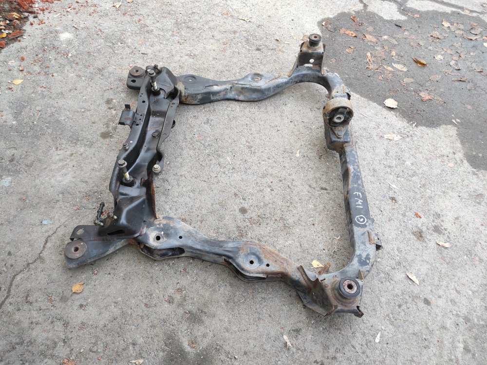 Подрамник подвески передний FORD MONDEO 1998 1.6L Zetec-E EFI (90PS) 1064023 контрактная