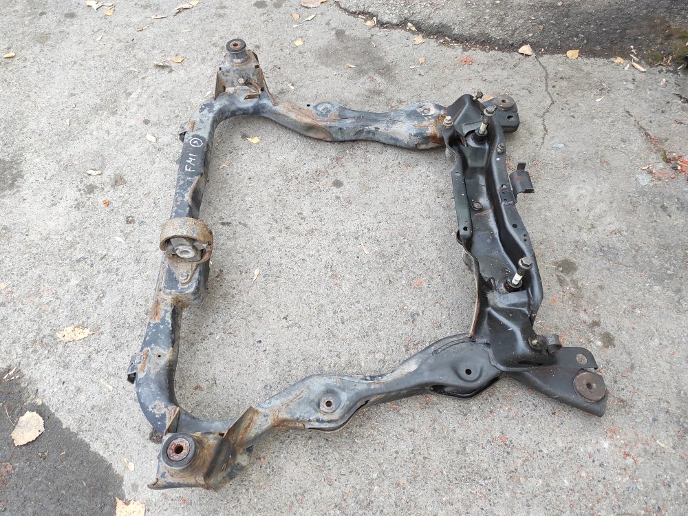 Подрамник подвески передний FORD MONDEO 1.6L Zetec-E EFI (90PS)