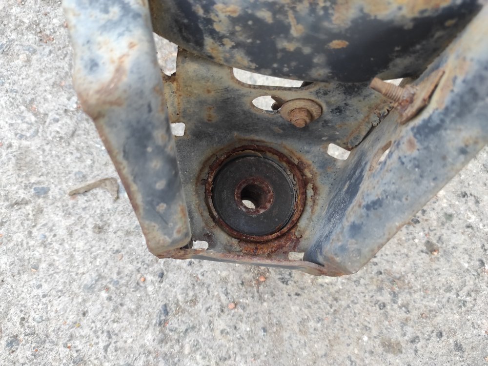 Подрамник подвески передний MONDEO 1998 1.6L Zetec-E EFI (90PS)