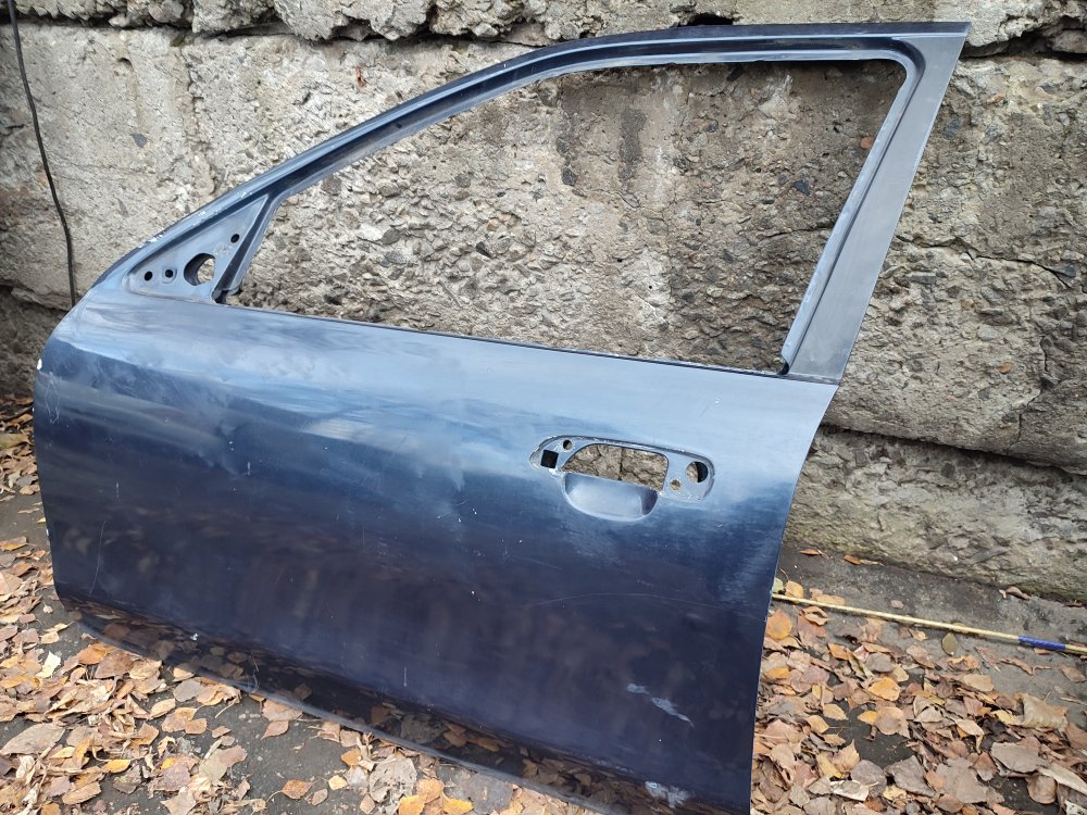 Дверь боковая передняя левая MONDEO 1998 1.6L Zetec-E EFI (90PS) Дверь боковая передняя левая MONDEO 1998 1.6L Zetec-E EFI (90PS)