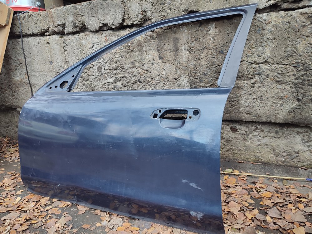 Дверь боковая передняя левая MONDEO 1998 1.6L Zetec-E EFI (90PS) Дверь боковая передняя левая MONDEO 1998 1.6L Zetec-E EFI (90PS)