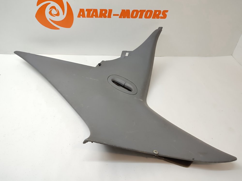 Накладка кузова задняя правая FORD MONDEO 1998 1.6L Zetec-E EFI (90PS) 93BB-A31112 контрактная