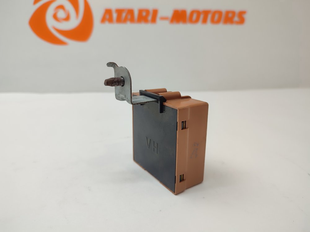 Блок неисправности ламп ARISTO 1998 JZS160 2JZGE