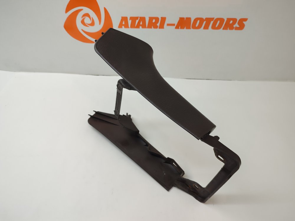 Консоль КПП CHASER 1995 GX90 1GFE Консоль КПП CHASER 1995 GX90 1GFE