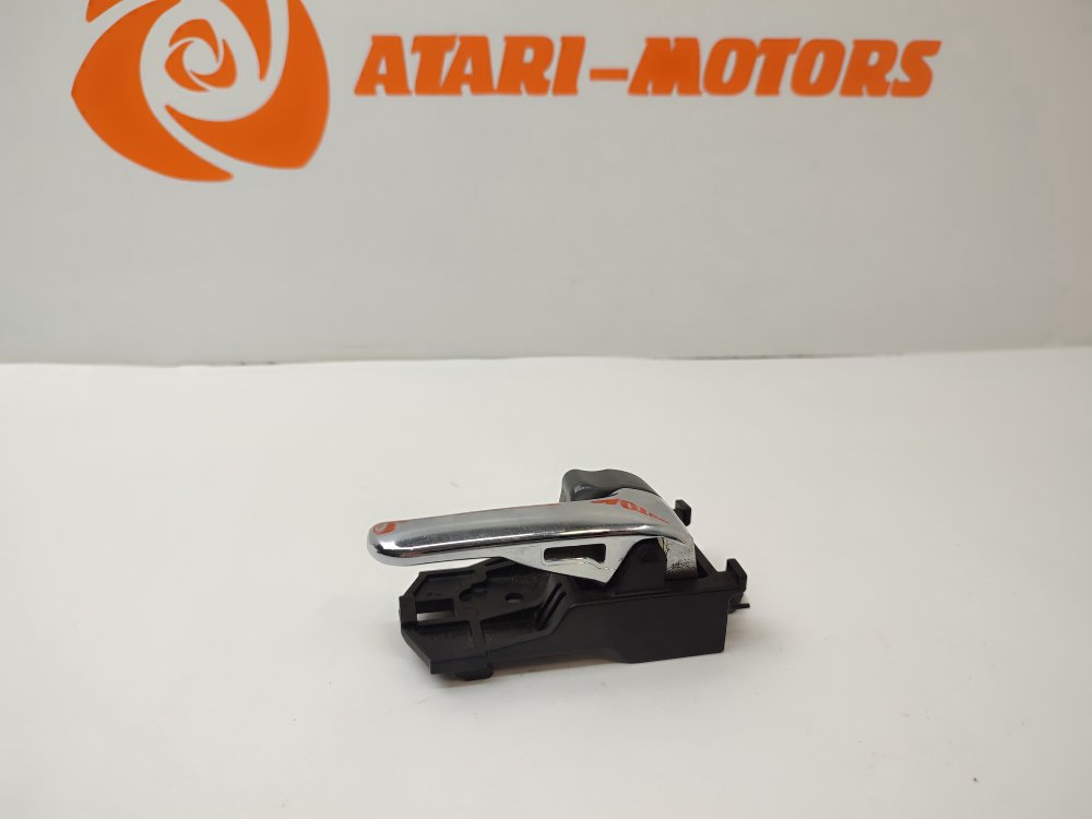 Ручка двери внутренняя задняя правая toyota cresta jzx100