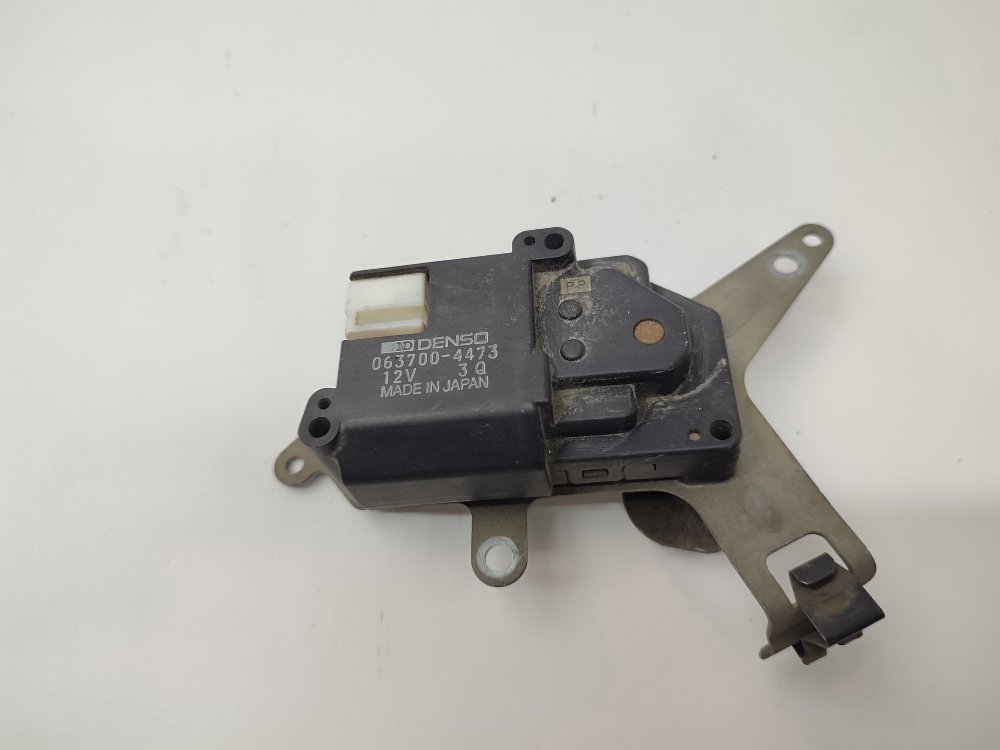 Сервопривод заслонок печки CHASER 1995 GX90 1GFE Сервопривод заслонок печки CHASER 1995 GX90 1GFE