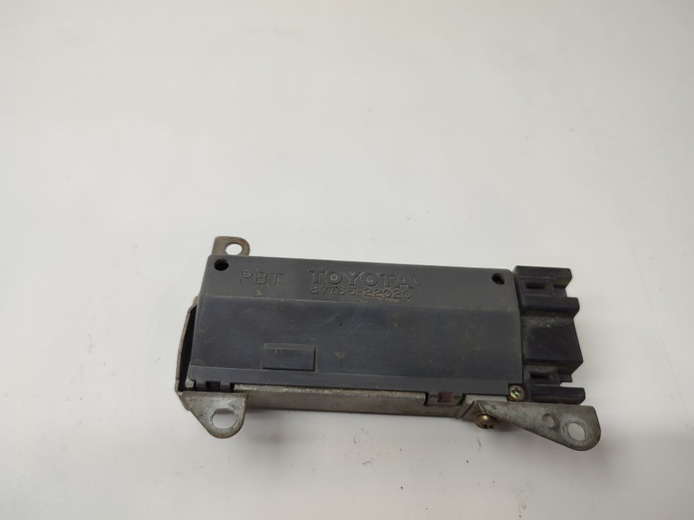 Реостат печки TOYOTA CHASER 1995 GX90 1GFE 87165-22010 контрактная