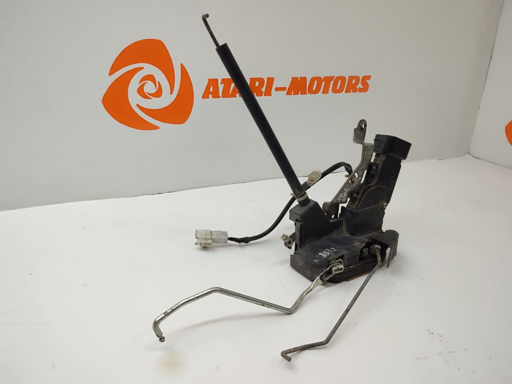 Замок боковой двери передний правый cresta 2000 JZX100 1JZGE