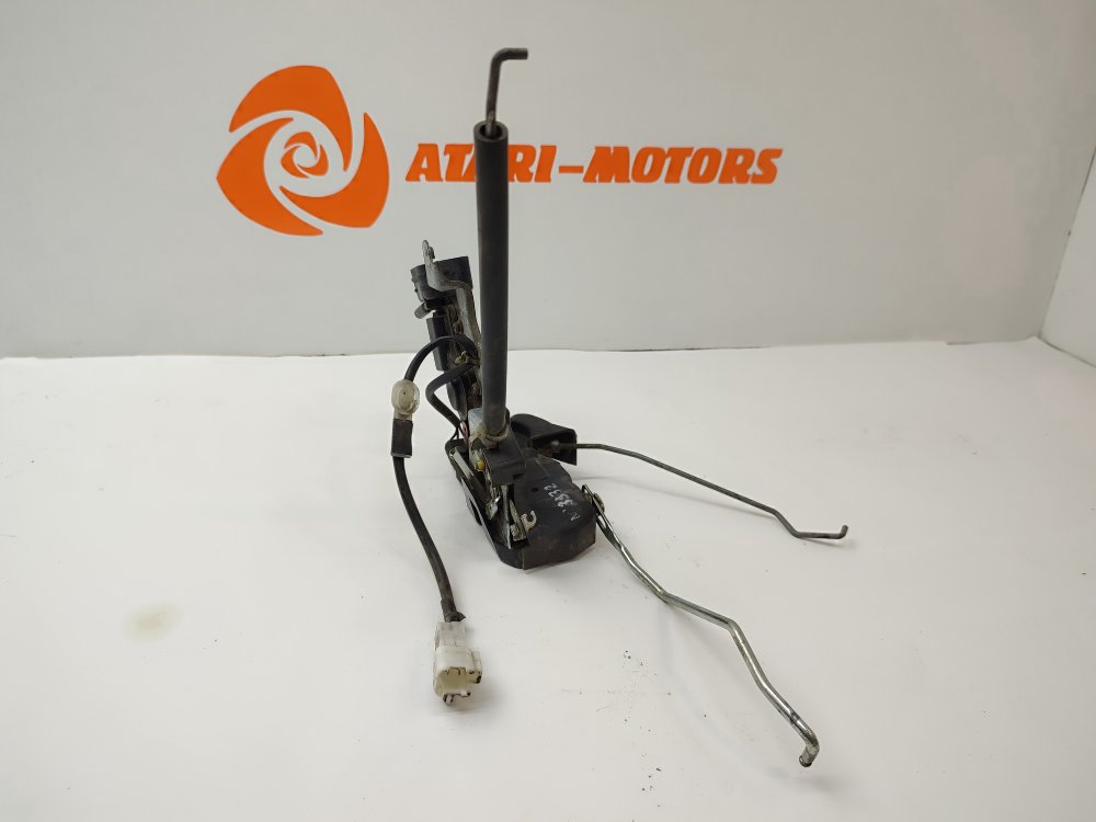 Замок боковой двери передний правый cresta 2000 JZX100 1JZGE