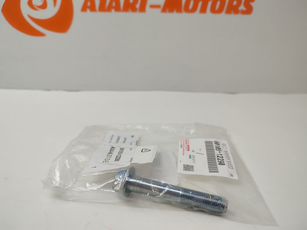 Запчасть болт подвески TOYOTA MARK2 1997 jzx100 1JZGE 90105-12290 новая Болт подвески TOYOTA MARK2 1997 jzx100 1JZGE 90105-12290 новая