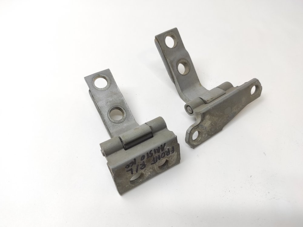 Петля двери передняя правая GS300 1999 JZS160 2JZGE