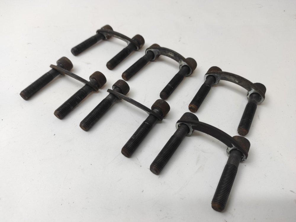 Болты приводов задние MARK2 1996 JZX90 1JZGE