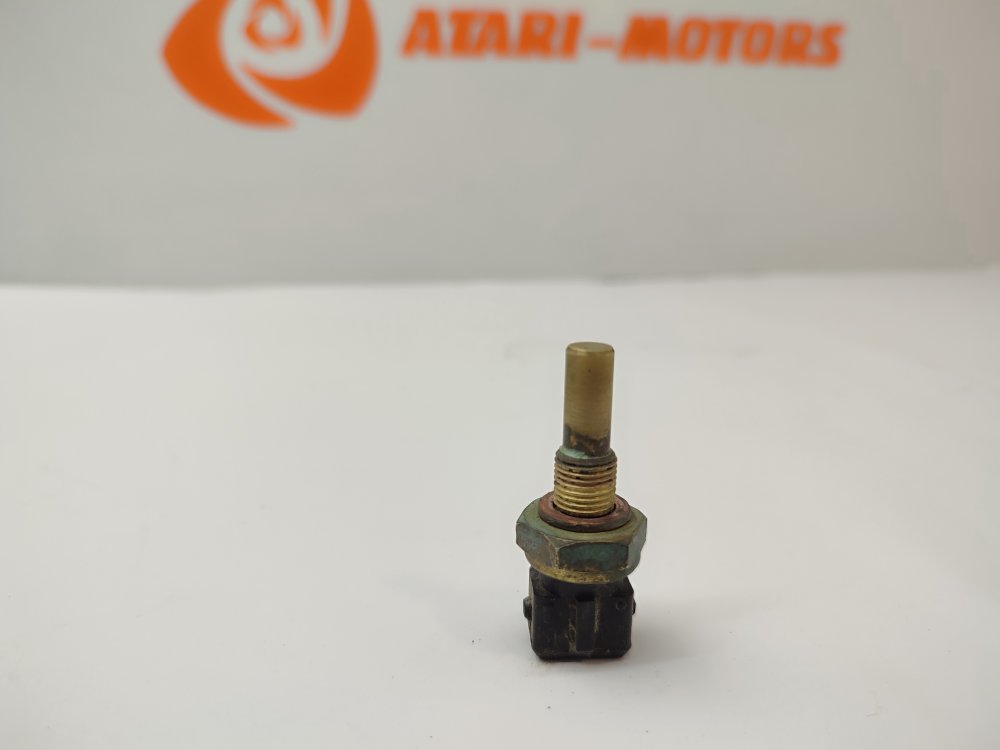 Датчик температуры охлаждающей жидкости 100 1992 С4 AAR 2.3
