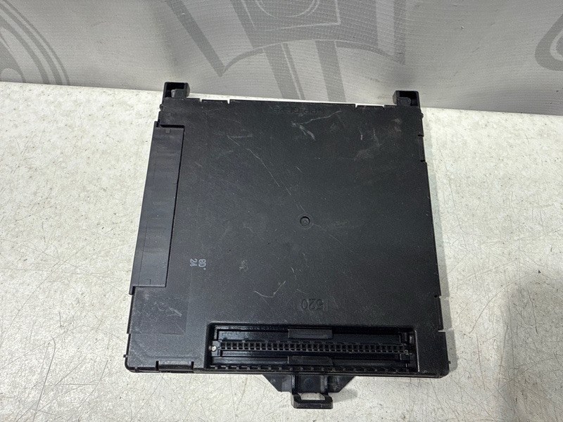 Блок комфорта UX200 MZAA10