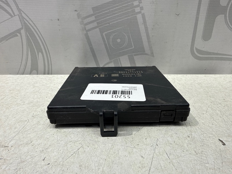 Блок комфорта Lexus UX200 MZAA10