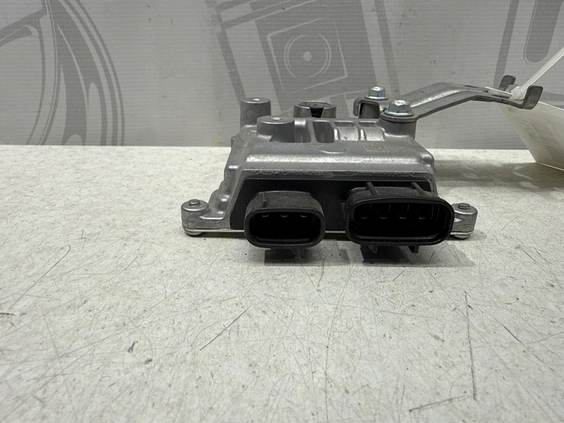 Блок управления топливным насосом Lexus UX200 MZAA10