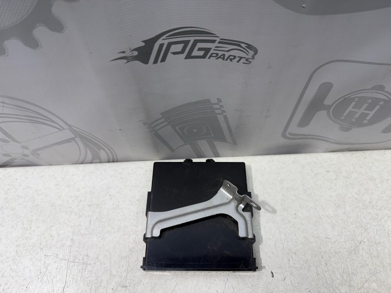 Блок управления UX200 MZAA10