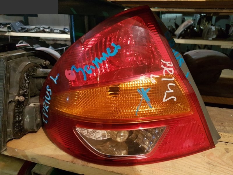 Фонарь стоп-сигнала Toyota Prius NHW10 левый