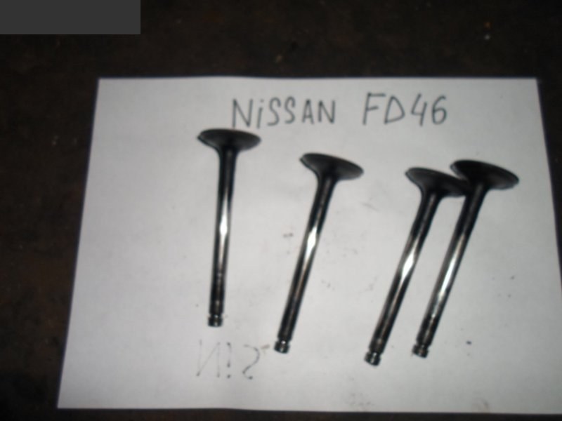 Клапан выпускной Nissan FD46