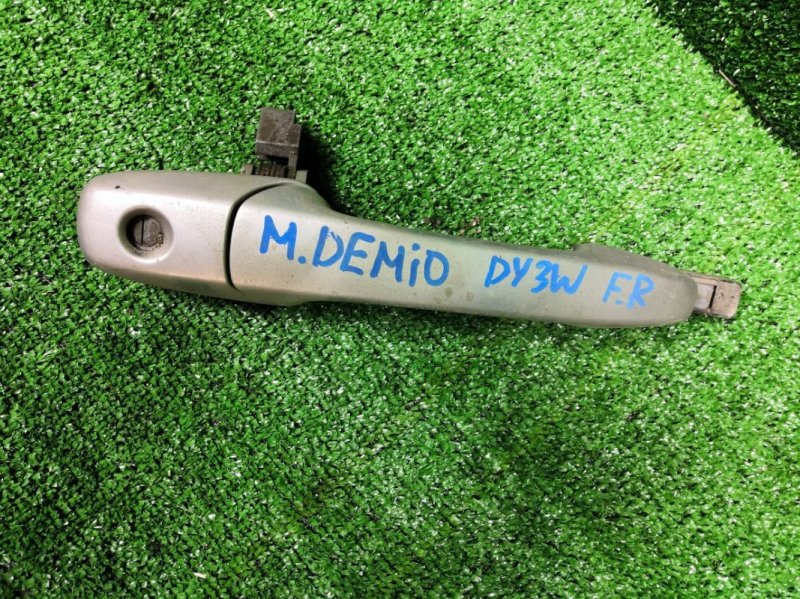 Ручка наружная Mazda Demio DY3W передняя правая