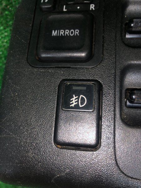 Кнопки противотуманных фар Honda Thats JD1 E07Z