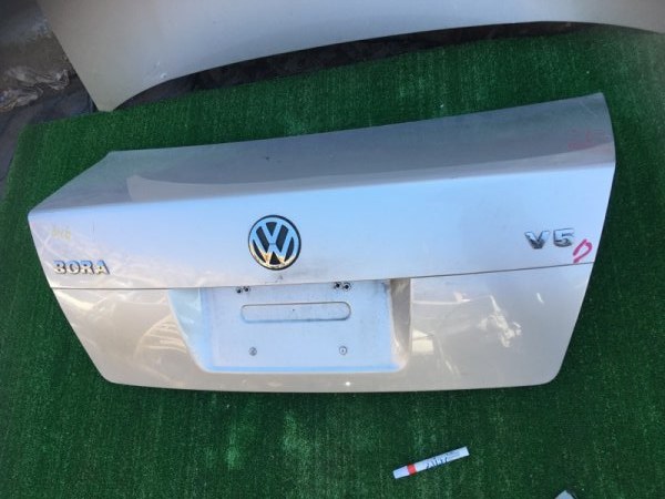 Крышка багажника Volkswagen Bora AQN 2005