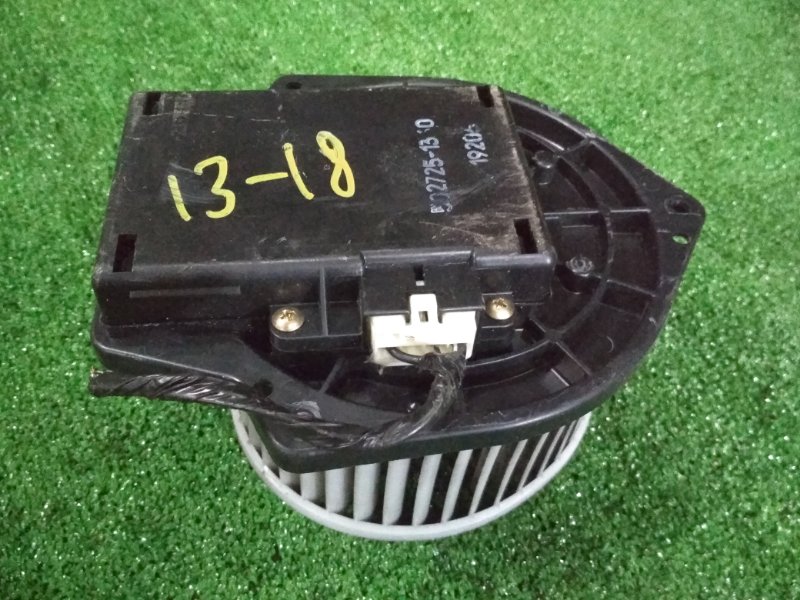 Вентилятор печки Mitsubishi Pajero Io H77W 4G94