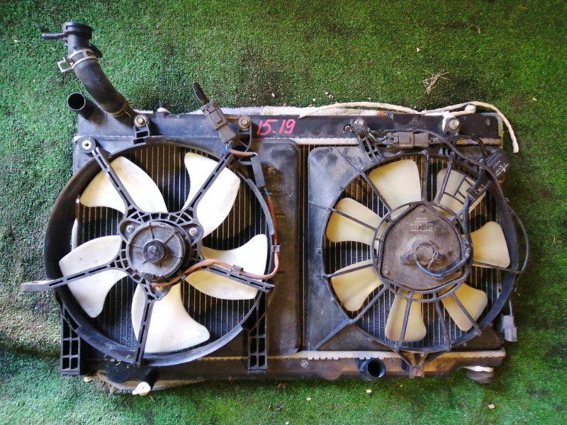 Радиатор двигателя Honda Fit GD3 L15A