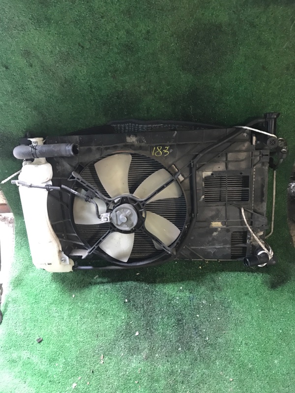 Радиатор двигателя Mitsubishi Colt Z21A 4A90