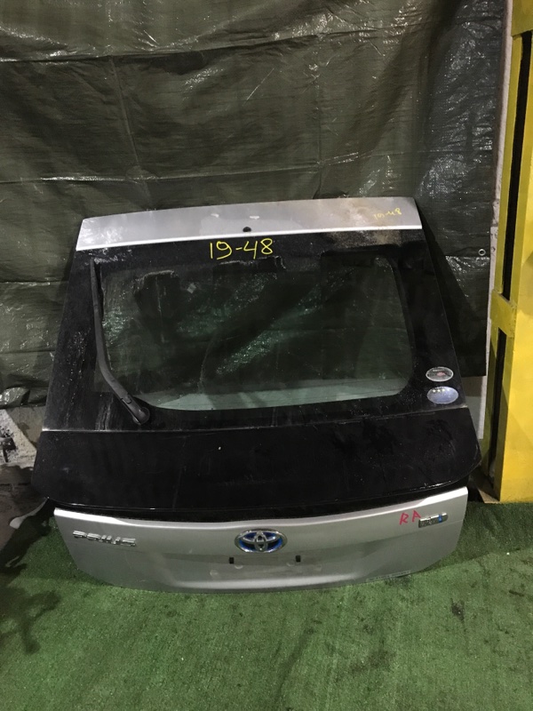 Дверь задняя багажника Toyota Prius ZVW30 2ZR-FXE