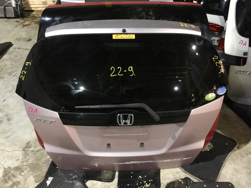 Дверь задняя багажника Honda Fit GE6 L13A