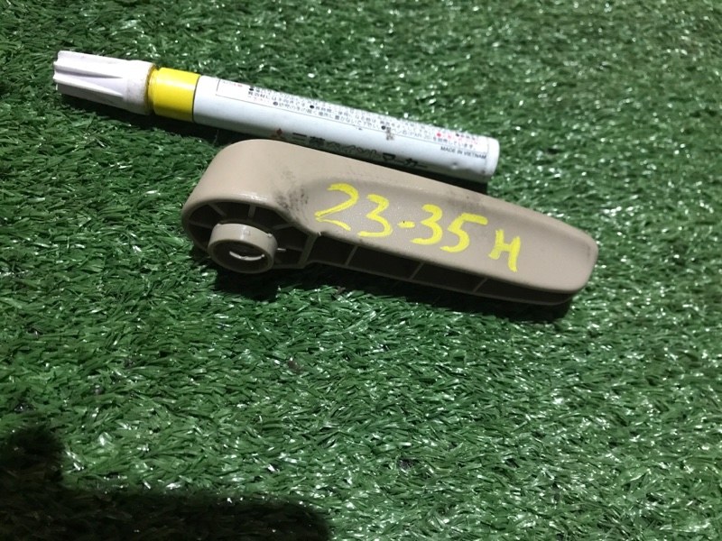 Ручка внутренняя Nissan Serena TC24 QR20DE задняя