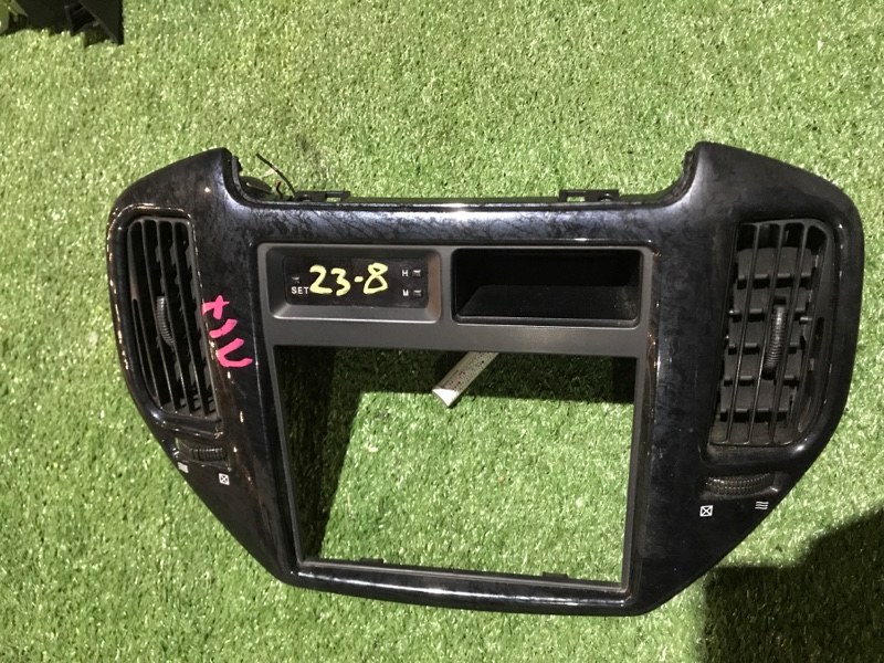 Рамка магнитофона Mitsubishi Dion CR6W 4G94