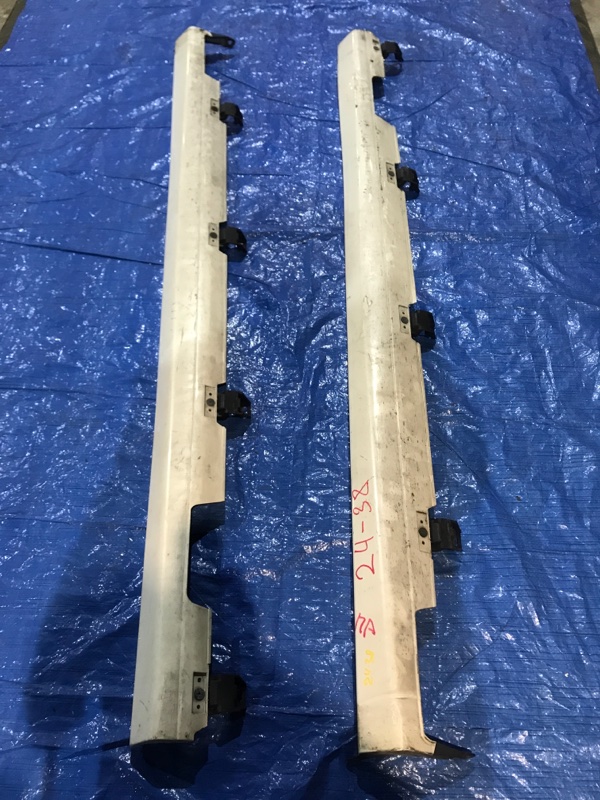 Порог Honda Stream RN1 D17A Порог Honda Stream RN1 D17A