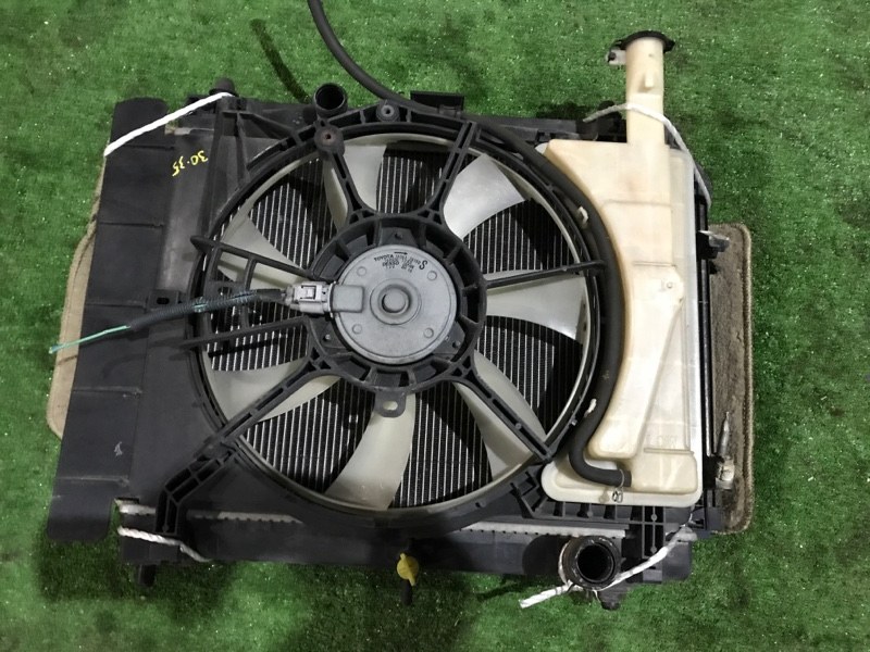 Радиатор двигателя Toyota Vitz NCP91 1NZ-FE