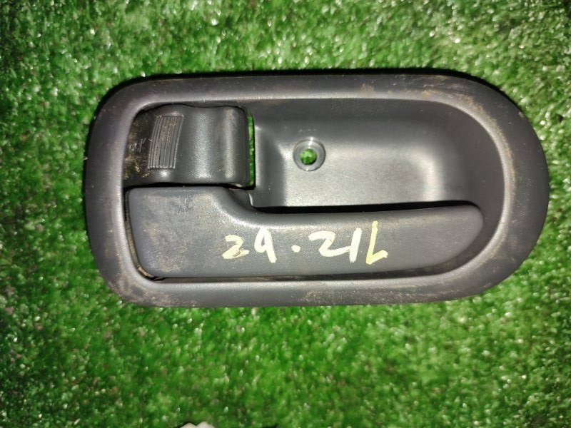 Ручка внутренняя Honda Logo GA3 D13B левая