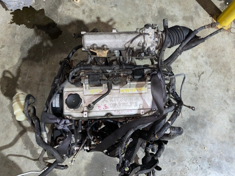Двигатель Mitsubishi Lancer CS5A 4G93