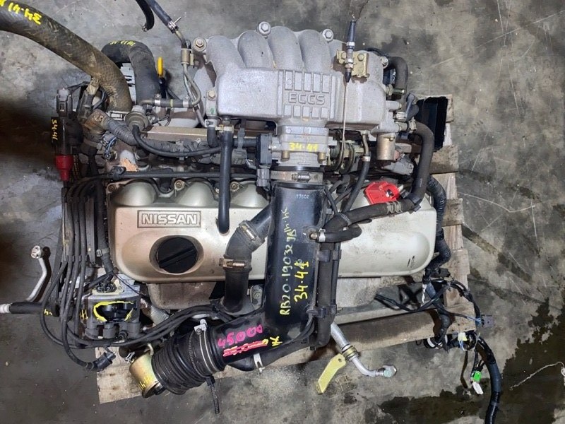 Двигатель Nissan Crew THK30 RB20E 1997
