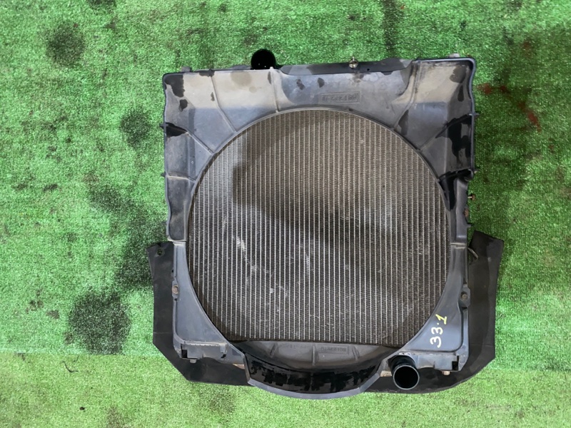 Радиатор двигателя Mitsubishi Canter FE638E 4D35