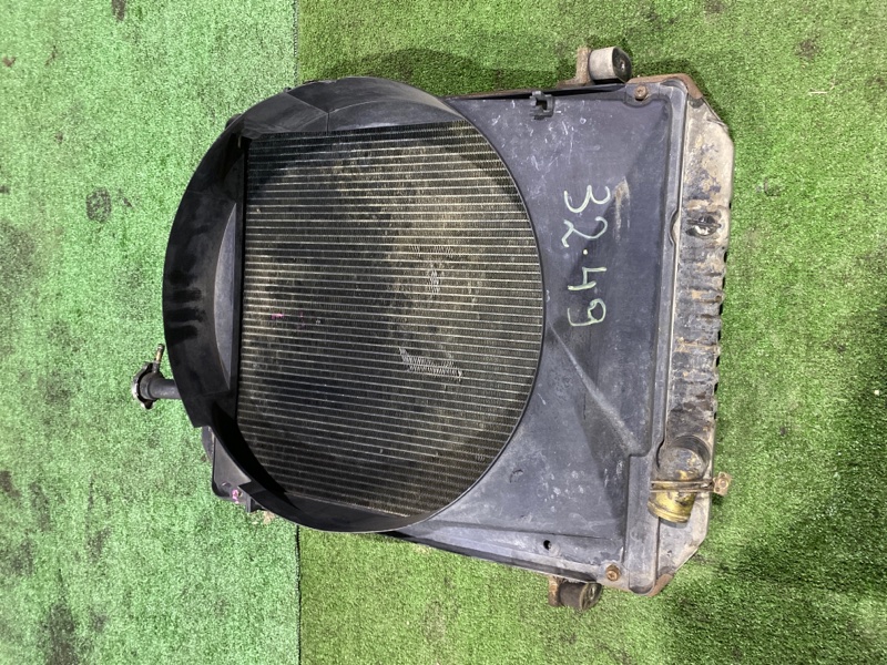 Радиатор двигателя Nissan Atlas W2H41 BD30 1992
