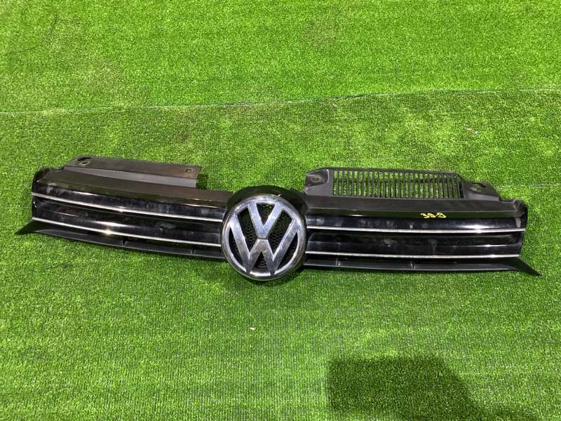 Решетка радиатора Volkswagen Golf CAV