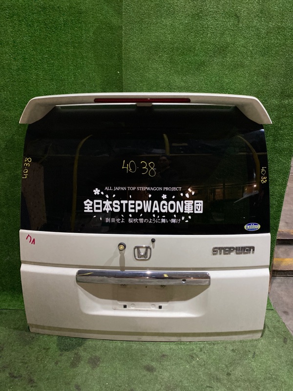 Дверь задняя багажника Honda Stepwgn RF3 K20A
