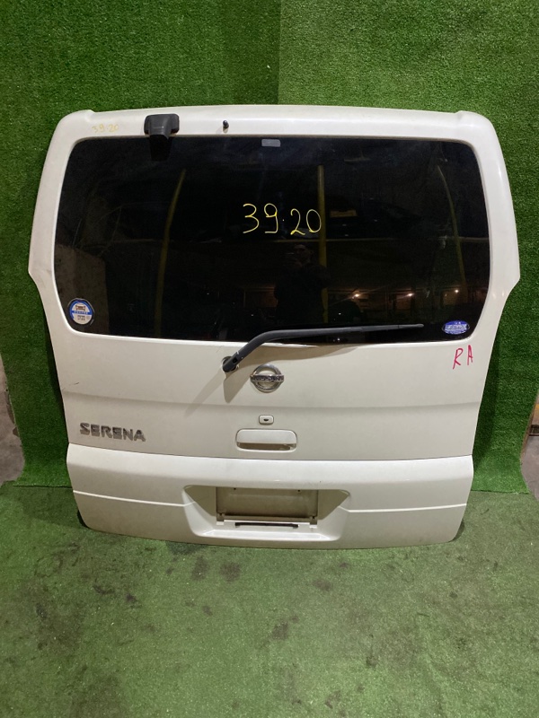 Дверь задняя багажника Nissan Serena TC24 QR20DE 2004