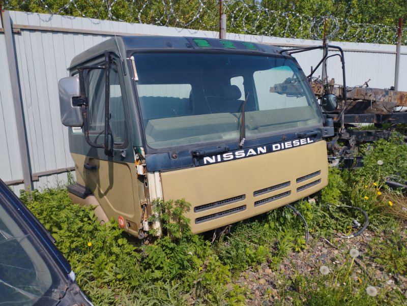 Кабина грузовая Nissan Diesel