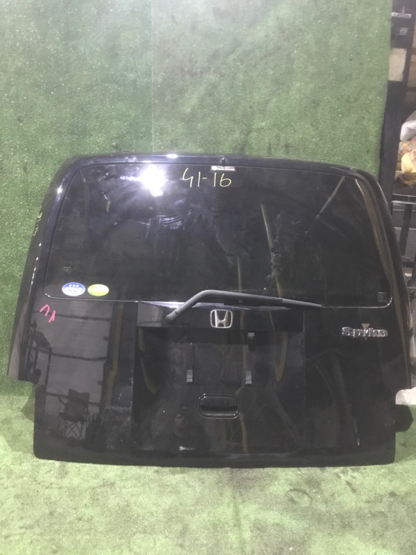 Дверь задняя багажника Honda Spike GK1 L15A