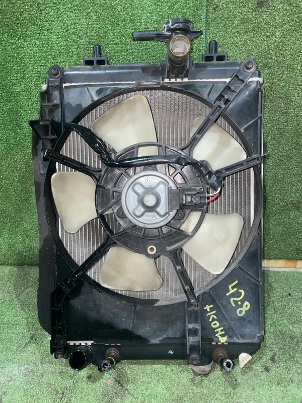 Радиатор двигателя Toyota Passo QNC10 K3-VE 2004