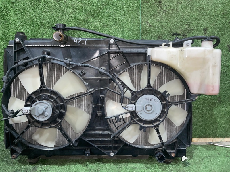 Радиатор двигателя Toyota Voxy AZR65 1AZ-FSE 2006