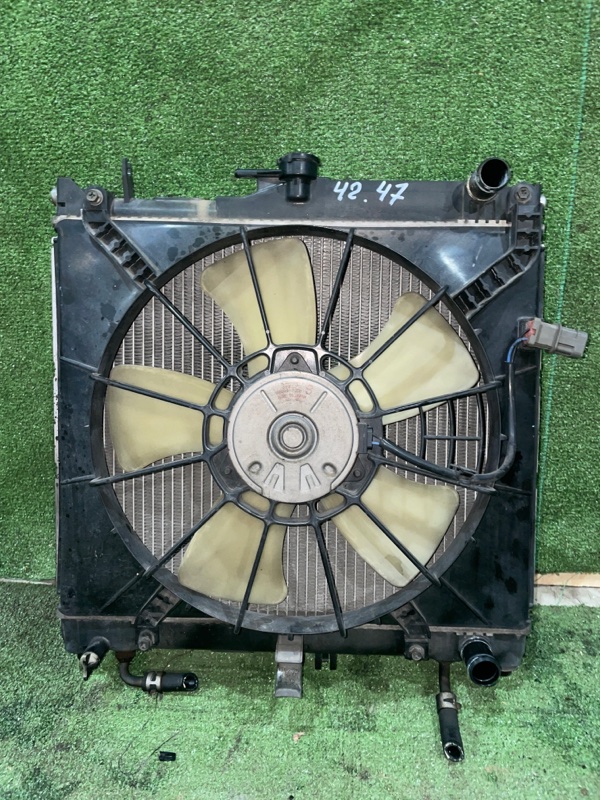 Радиатор двигателя Suzuki Jimny JB23W K6A-T 2000