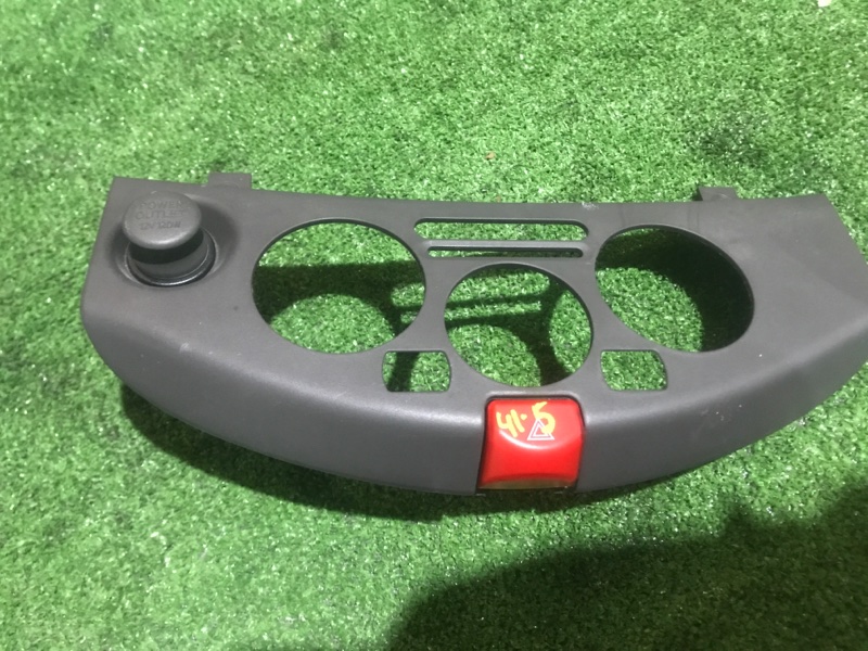 Накладка на центральную консоль Nissan March AK12 CR12DE 2010